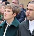 Daniel Alves deixou o presídio ao lado da advogada Inés Guardiola  Foto: Lluis Gene/AFP via Getty Images - Legenda: Daniel Alves deixou cadeia após pagar fiança de 1 milhão de euros / Jogada10