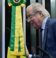 Zé Dirceu discursa no plenário do Senado 19 anos após ser cassado pelo Mensalão  Foto: Geraldo Magela/Agência Senado
