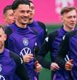  Foto: Divulgação / Eintracht - Legenda: Jogadores do Eintracht durante treinamento da equipe - / Jogada10