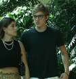 Quem é a namorada de Joaquim Huck? Filho de Angélica e Luciano Huck passeia com Manoela Esteves em shopping do Rio de Janeiro em 6 de abril de 2024.  Foto: AGNews / Purepeople