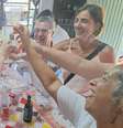 Muitos membros do grupo não se conheciam e já se tornaram amigos  Foto: Arquivo pessoal / BBC News Brasil