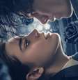 Longa-metragem da Netflix é protagonizado pela atriz Caterina Ferioli e pelo artista musical Biondo (Imagem: Divulgação/Netflix)  Foto: Canaltech