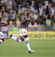  Foto: Lucas Merçon/Fluminense - Legenda: Marquinhos chuta para fazer o golaço que abriu o placar para o Fluminense / Jogada10