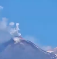 Vulcão Etna expelindo anéis de fumaça  Foto: Reprodução/Redes Sociais