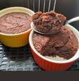 BROWNIE DE CANECA NA AIRFRYER  Foto: Bake and Cake Gourmet