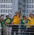Bolsonaro em manifestação que convocou na Avenida Paulista, em 25 de fevereiro  Foto: Taba Benedicto/Estadão