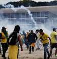 Algumas postagens no X classificaram a tentativa de golpe de 8 de janeiro de 2023 como "dia da traição dos patriotas"  Foto: DW / Deutsche Welle