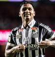  Foto: Raul Baretta/Santos - Legenda: Morelos pode ganhar nova chance no Santos / Jogada10