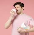 Alergia ou vírus? Saiba identificar e o que fazer com a rinite  Foto: Shutterstock / Saúde em Dia