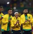 Além do valor simbólico da medalha, estima-se que a conquista do ouro rendeu cerca de US$ 100 mil.  Foto: Agência Brasil 