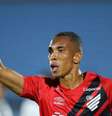  Foto: Tramontin/athletico.com.br - Legenda: Athletico busca o tricampeonato da Copa Sul-Americana / Jogada10