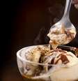 Emulsificantes são comuns em alimentos industrializados, como sorvetes, iogurtes e certos pães  Foto: iStock / Jairo Bouer