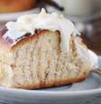 Veja como fazer o bolo de água de coco  Foto: valeria_aksakova/Freepik / Boa Forma