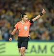  Foto: Mark Metcalfe/FIFA - Legenda: Arbitragem de Internacional x Atlético-GO será 100% feminina / Jogada10