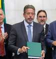 Haddad entrega a Lira projeto para regulamentar reforma tributária   Foto: Marina Ramos/Câmara dos Deputados