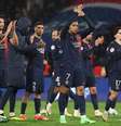 Elenco do PSG em campo.   Foto: FRANCK FIFE/AFP via Getty Images / Esporte News Mundo
