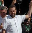 O presidente Luiz Inácio Lula da Silva pediu votos para o pré-candidato a prefeito Guilherme Boulos durante a celebração do dia 1º de maio no estacionamento da Neo Química Arena, na zona leste de São Paulo.  Foto: Taba Benedicto/Estadão / Estadão