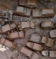 Carros foram atingidos por enchente na cidade de Encantado, no Rio Grande do Sul  Foto:  Diego Vara/Reuters