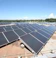 No Brasil, há ainda 1 milhão de sistemas solares fotovoltaicos instalados em comércios, indústrias, propriedades rurais e prédios públicos.  Foto: André Dusek/Estadão / Estadão