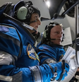 Suni Williams e Butch Wilmore durante um treinamento para o voo na Starliner (Imagem: Reprodução/NASA/Robert Markowitz)  Foto: Canaltech