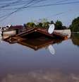 Registro da cidade de Canoas, no Rio Grande do Sul, no domingo, 5  Foto: Reprodução/REUTERS/Amanda Perobelli