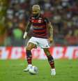  Foto: Gilvan de Souza/CRF - Legenda: Gabigol comemorando um gol pelo Flamengo / Jogada10