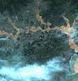 Imagens do satélite Amazônia 1, do Inpe, mostram o avanço das enchentes no Rio Grande do Sul  Foto: Amazônia 1/Inpe