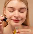 Descubra como guardar a vitamina C para o skincare do jeito certo para preservar a eficácia do produto |  Foto: freepik/Freepik / Boa Forma