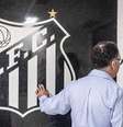  Foto: Raul Baretta/Santos - Legenda: Marcelo Teixeira já gastou R$30 milhões apenas com sanções da Fifa / Jogada10