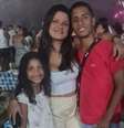 Jaqueline e seus filhos Juliana e Lucas.  Foto: Arquivo Pessoal.  / Brasil Escola