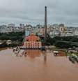 Lago Guaíba e a usina do gasômetro, em Porto Alegre (RS)  Foto: Gilvan Rocha/Agência Brasil / Perfil Brasil