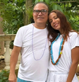 Anitta publicou diversos registros que retratam sua fé
  Foto: Reprodução: Instagram/sergiopinareal