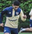  Foto: Erico Leonan / saopaulofc - Legenda: Michel Araújo está de volta ao time titular do São Paulo / Jogada10