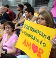 Grupo de mães em ato contra homofobia no Rio de Janeiro  Foto: Fernando Frazão/ Agência Brasil