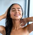 Banho gelado ajuda a melhorar a saúde física e mental  Foto: Shutterstock / Alto Astral