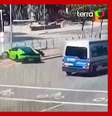 Motorista usa carro de luxo para perseguir ladrão e acaba batendo em poste em São Paulo  Foto: 