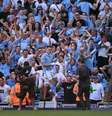 Oli Scarff/AFP via Getty Images - Legenda: Foden fez dois gols sobre o West Ham  Foto: Jogada10