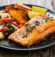 Salmão com manteiga e ervas  Foto: Jacek Chabraszewski | Shutterstock / Portal EdiCase