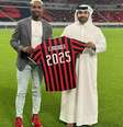  Foto: Divulgação/Al Rayyan - Legenda: Thiago Mendes está no Al-Rayyan, do Qatar, e vê com bons olhos uma volta ao Brasil / Jogada10
