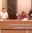 Vereador abandona plenário após se recusar a ler projeto de lei LGBTQIA+ em Bertioga, SP  Foto: Reprodução