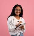 Entrar no ensino superior é um marco importante que abre um novo capítulo na vida de muitas pessoas  Foto: Prostock-studio | Shutterstock / Portal EdiCase