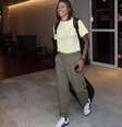 Foto : Lívia Villas Boas / CBF - Legenda: Cristiane chegando na concentração  Foto: Jogada10