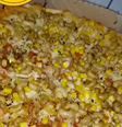 Pizza com recheio de gongo, um tipo de larva de besouro, viralizada nas redes sociais  Foto: Reprodução/Instagram/@pizzapaulistacaxias
