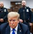 Trump em tribunal em Nova York; ele foi condenado criminalmente nesta quinta-feira (30/5)  Foto: JUSTIN LANE/POOL/EPA-EFE/REX/Shutterstock / BBC News Brasil
