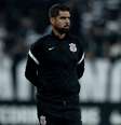 António Oliveira rechaça briga contra o rebaixamento pelo Corinthians após derrota para o Botafogo.   Foto: Rodrigo Coca/Agência Corinthians / Esporte News Mundo