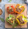 Pimentões recheados com quinoa  Foto: Africa Studio | Shutterstock / Portal EdiCase