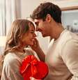 Compreender a linguagem do amor do parceiro é uma forma de fortalecer o relacionamento  Foto: ORION PRODUCTION | Shutterstock / Portal EdiCase