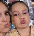 Thamyres Nunes e a filha, Agatha  Foto: Reprodução/Instagram