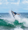 Yago Dora  Foto: Yago Dora mandando aéreo na etapa de El Salvador ( Aaron Hughes/World Surf League) / Olimpíada Todo Dia