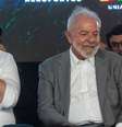 Presidente da República, Luiz Inácio Lula da Silva (PT), ao lado do Governador de São Paulo, Tarcísio de Freitas (Republicanos), durante anúncio da construção do túnel viário que vai ligar a cidade de Santos com a cidade do Guarujá, no litoral sul de São Paulo.  Foto: Taba Benedicto/Estadão / Estadão